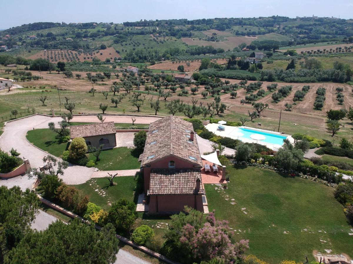 Nontiscordardime B&B Villa Agriturismo Civitanova Marche Exterior photo